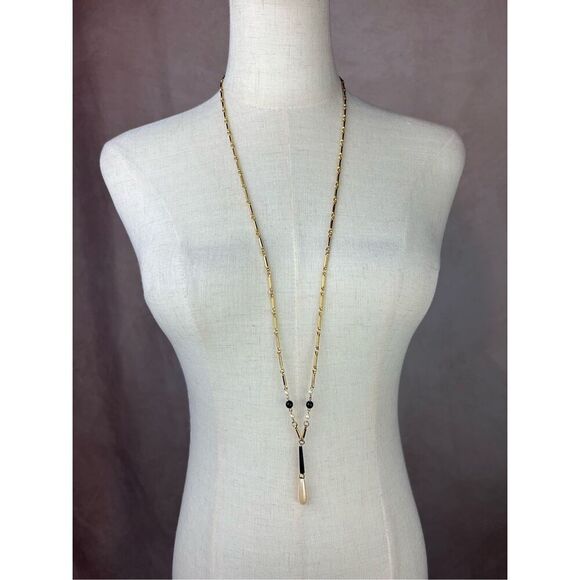 Vintage Monet Faux Pearl and Gold Tone Necklace 1970s 1980s Statement Piece - Picture 1 of 4